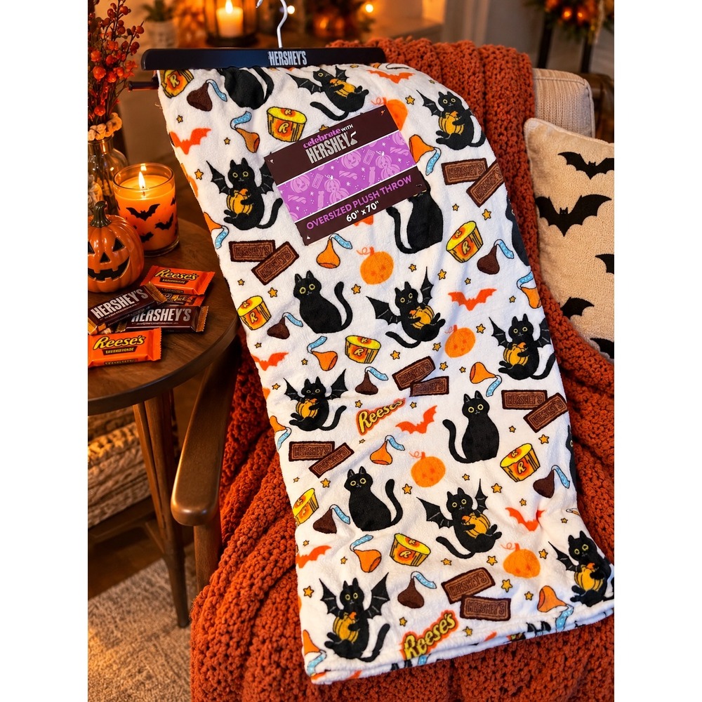 Hershey's Halloween Black Cat Candy Oversized Plush Throw Blanket 60x70 New